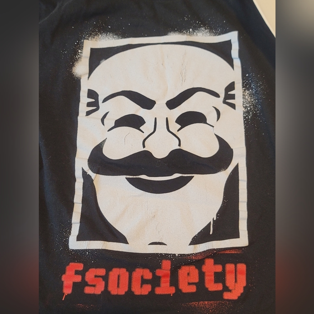 Mr Robot Tshirt Large